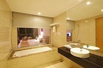 Bavico Hotel 나트랑 4*,  베트남