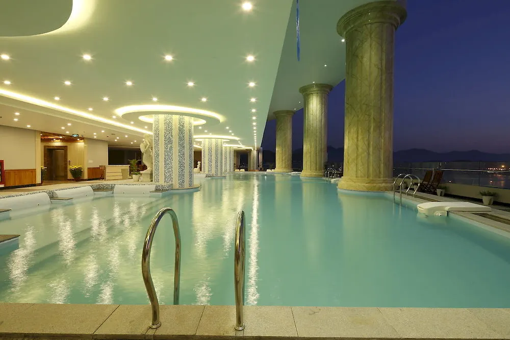 Bavico Hotel 나트랑