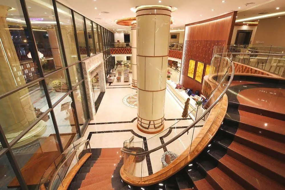 Bavico Hotel 나트랑